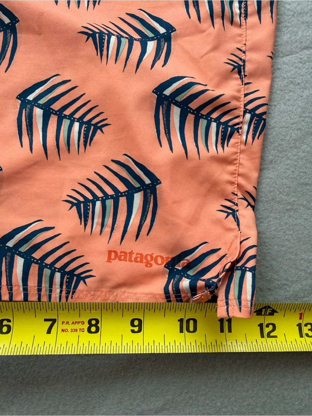 Patagonia Stretch Planing Board Shorts Sz 38 Four-Way Stretch Palms of Heart